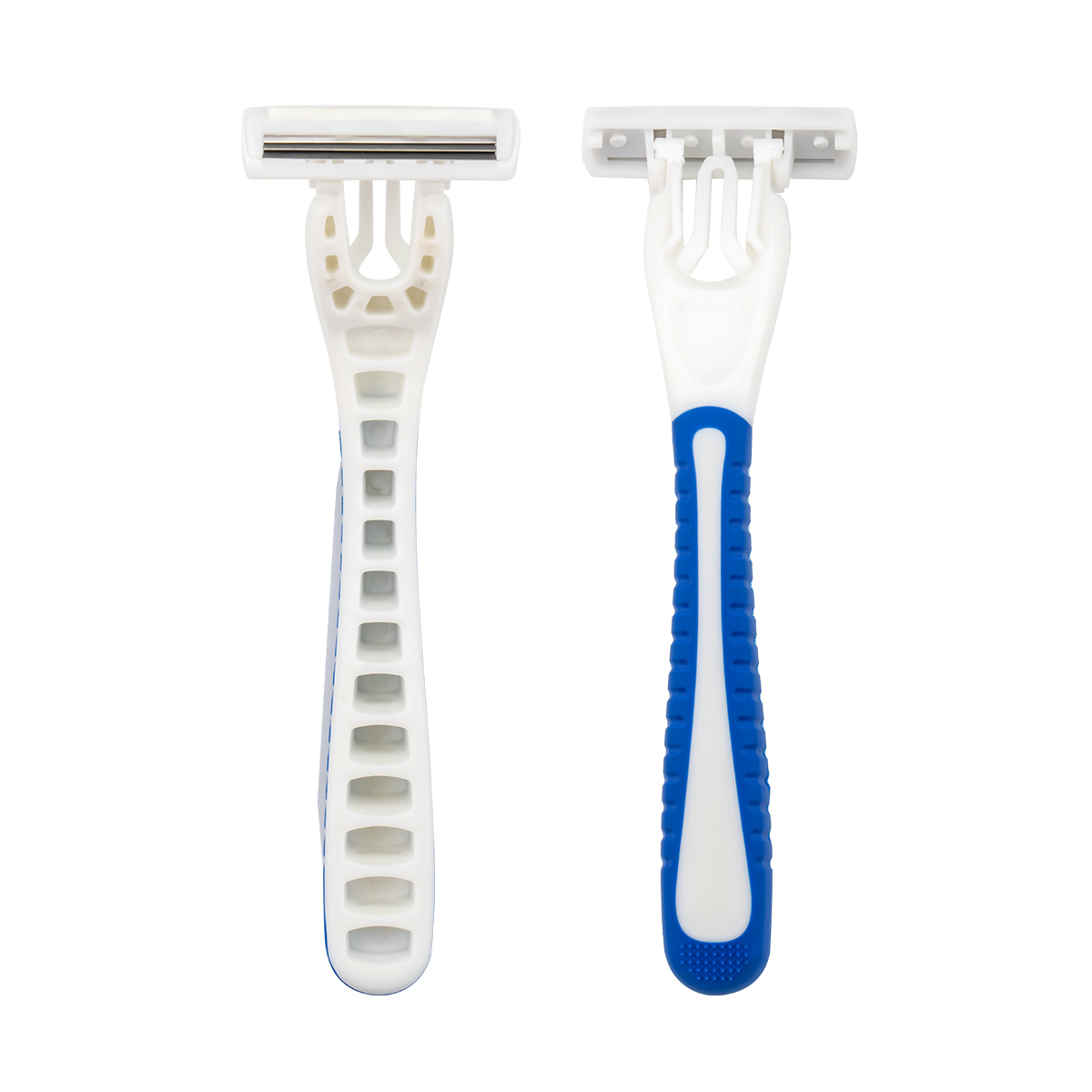 Electric shavers vs Razors, quod est optimum pro cutis